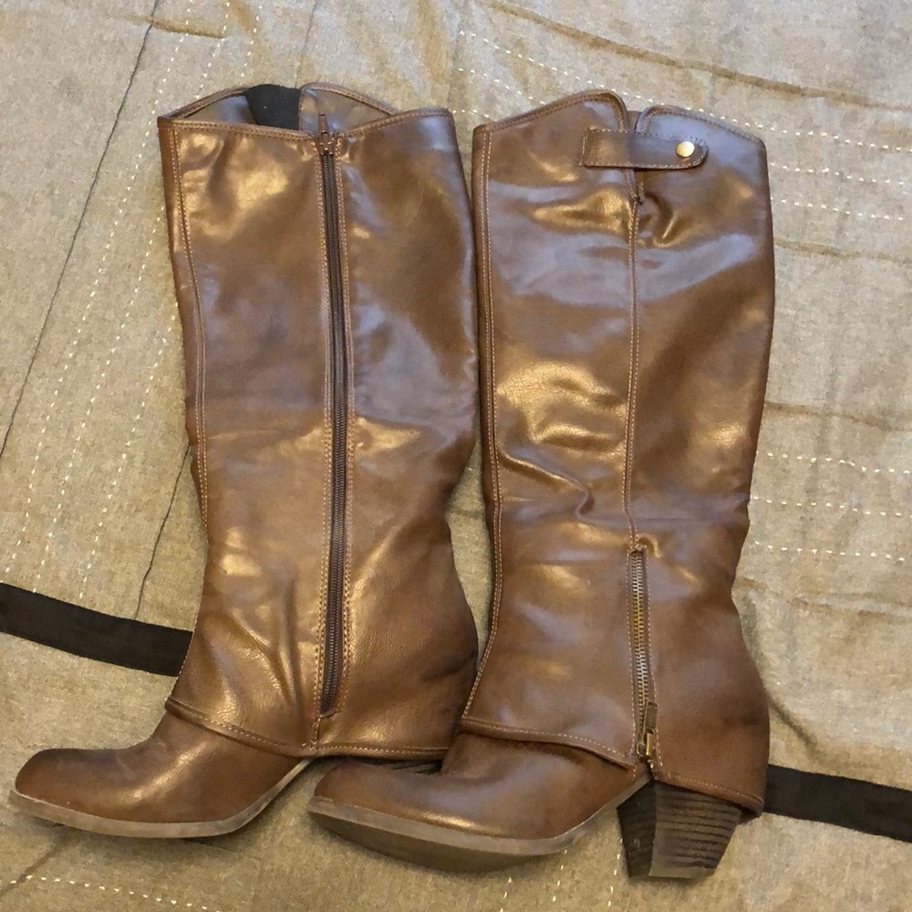 Fergalicious brown boots size 8 1/2